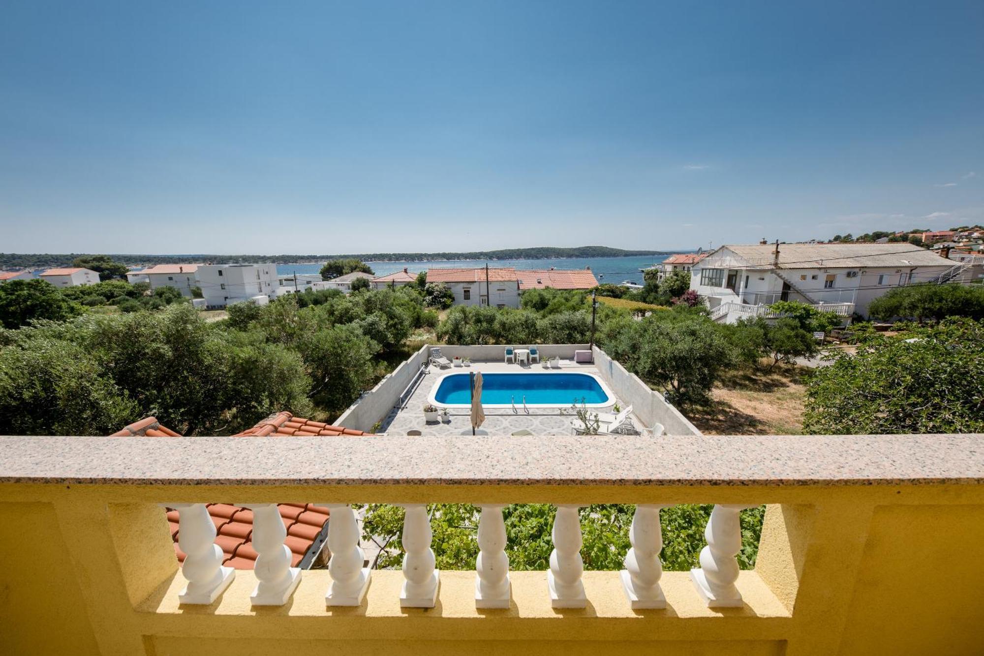 Casa Surya - Apartments With Sea View And Swimming Pool Barbat na Rabu Eksteriør billede